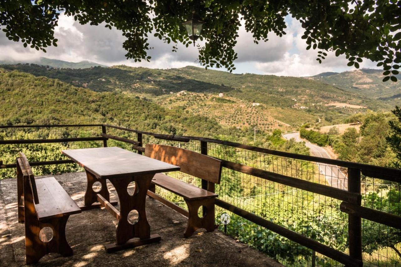 Casale I Cirillo Bed & Breakfast Rutino ภายนอก รูปภาพ